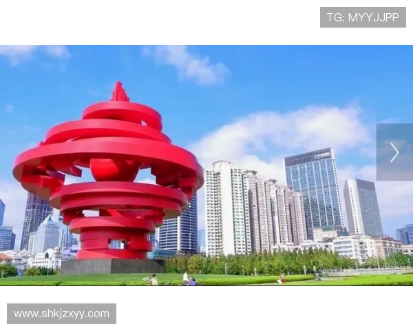 吴柳芳凭借创纪录的236万票荣获直播吧体育女神大赛冠军荣耀加身